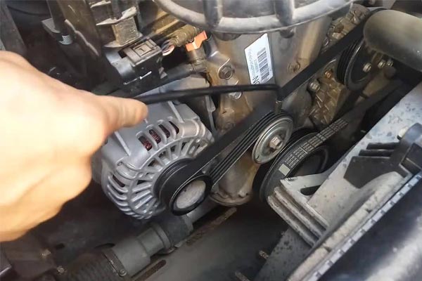 靖远转速传感器的工作原理是什么？